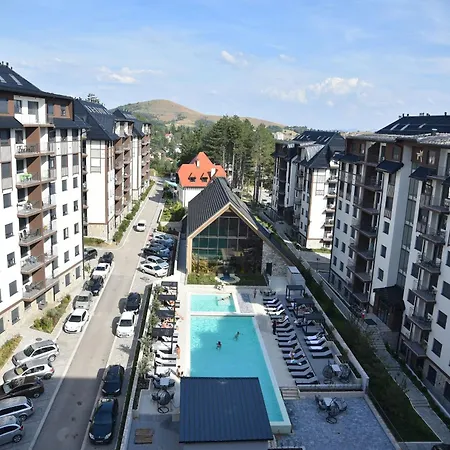 Pine Family Luxe 公寓