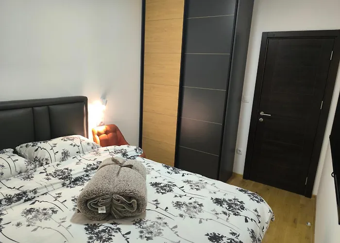 Pine Family Luxe * 兹拉蒂博尔